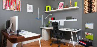 Veja nesta matéria como montar um home office que seja ao mesmo tempo prático e funcional. Planejar seu escritório em casa é necessário para que o trabalho flua bem. Veja como aqui.